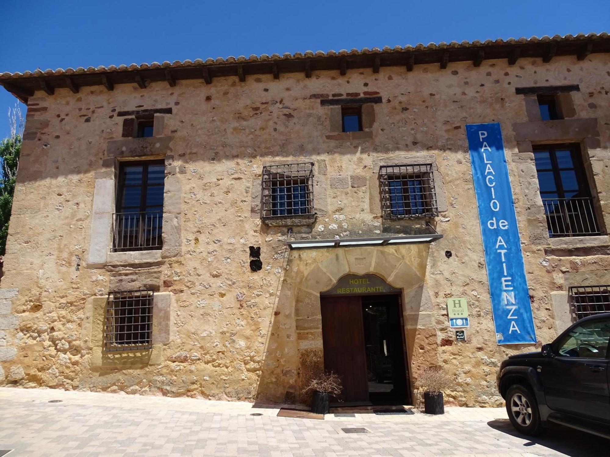 Antiguo Palacio De Atienza 게스트하우스 외부 사진